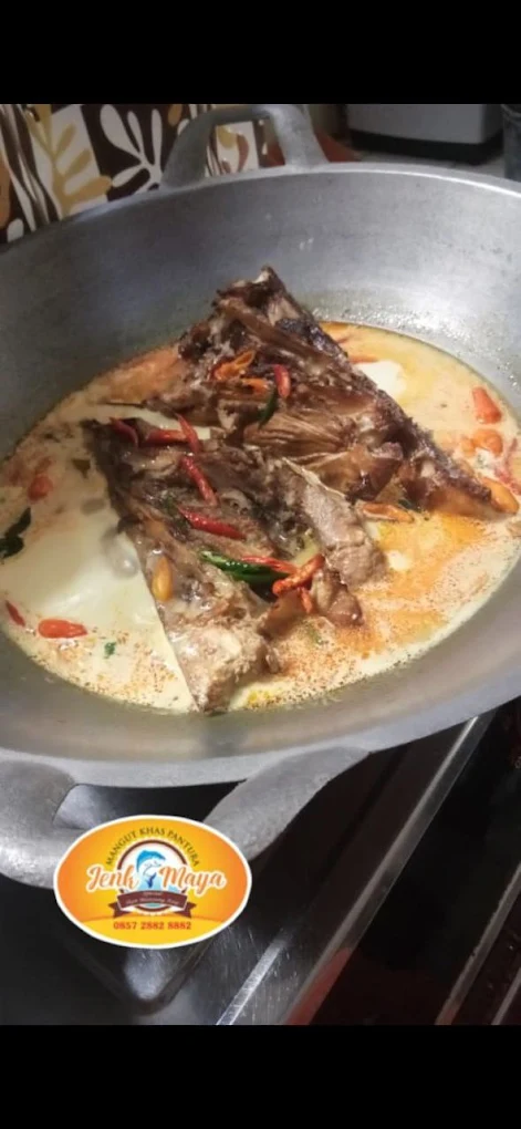 Mangut Manyung Asap - Hidangan andalan